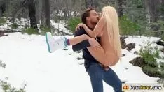 Jouer Un homme avec une bite noire baise une blonde qui veut être une star