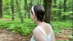 Abspielen Alexas Analschmerzen: Eine rasierte Muschelcremepie -Begegnung